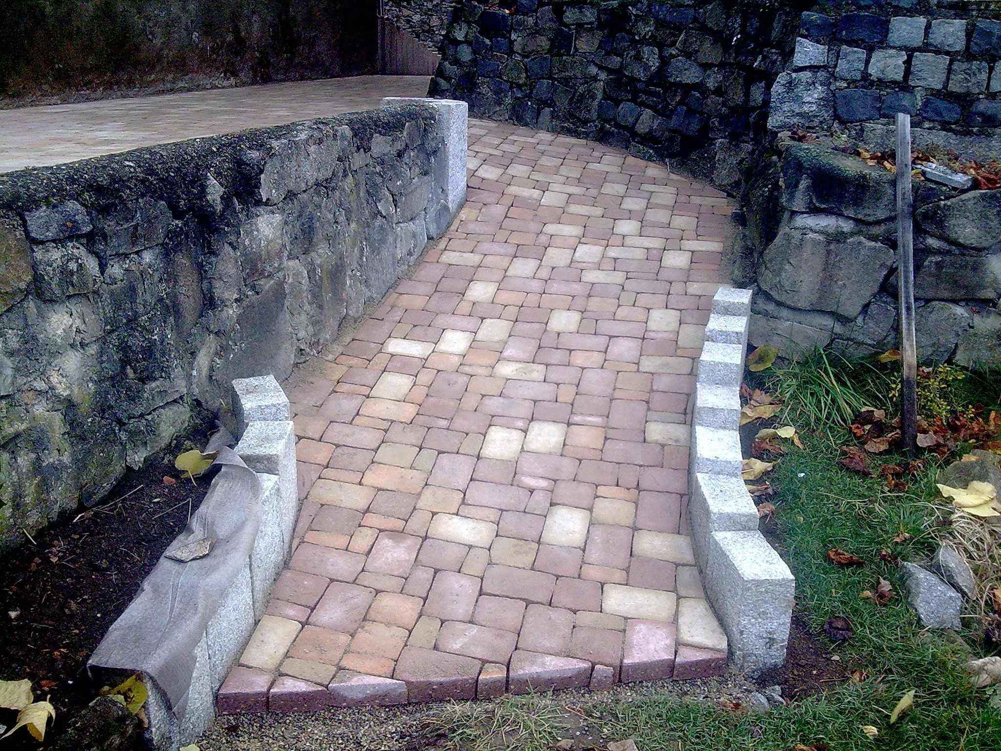 b080eb_8f2ff5276b90418eb8d501b10479ec3b~mv2_d_2048_1536_s_2