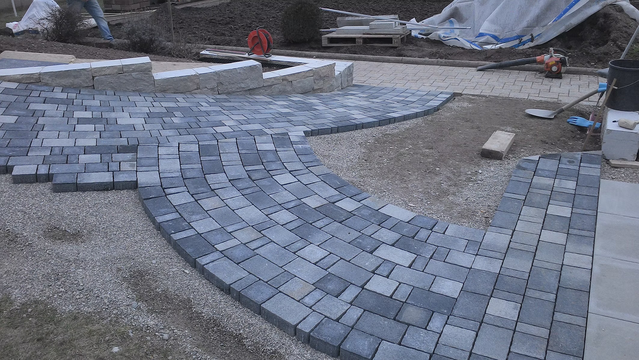 b080eb_b60dbfc2db264714b34e4d5546bc70ea~mv2